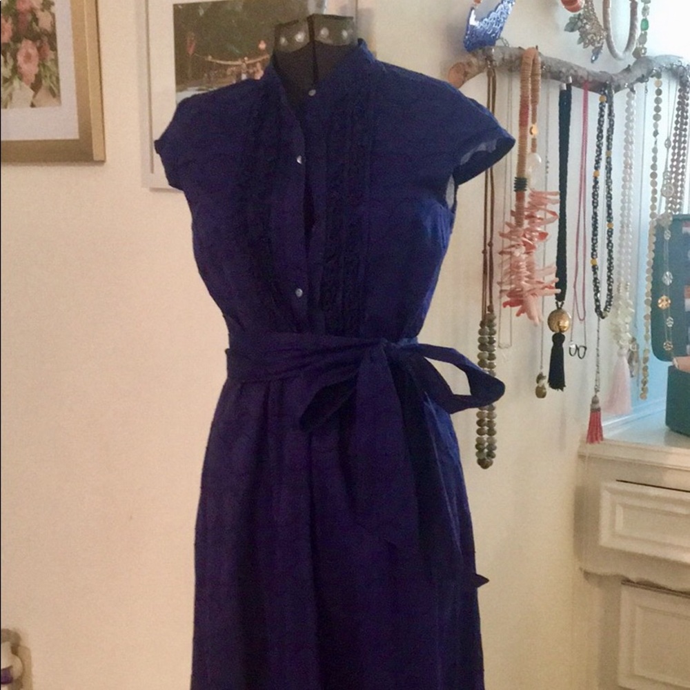 Blue Anne Taylor ruffle dress w tie waist